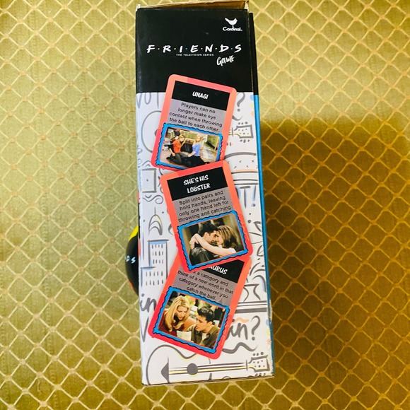 FRIENDS TV Show 90s Nostalgia THE ONE WITH THE BALL Game Chandler Rachel Joey - Picture 5 of 6